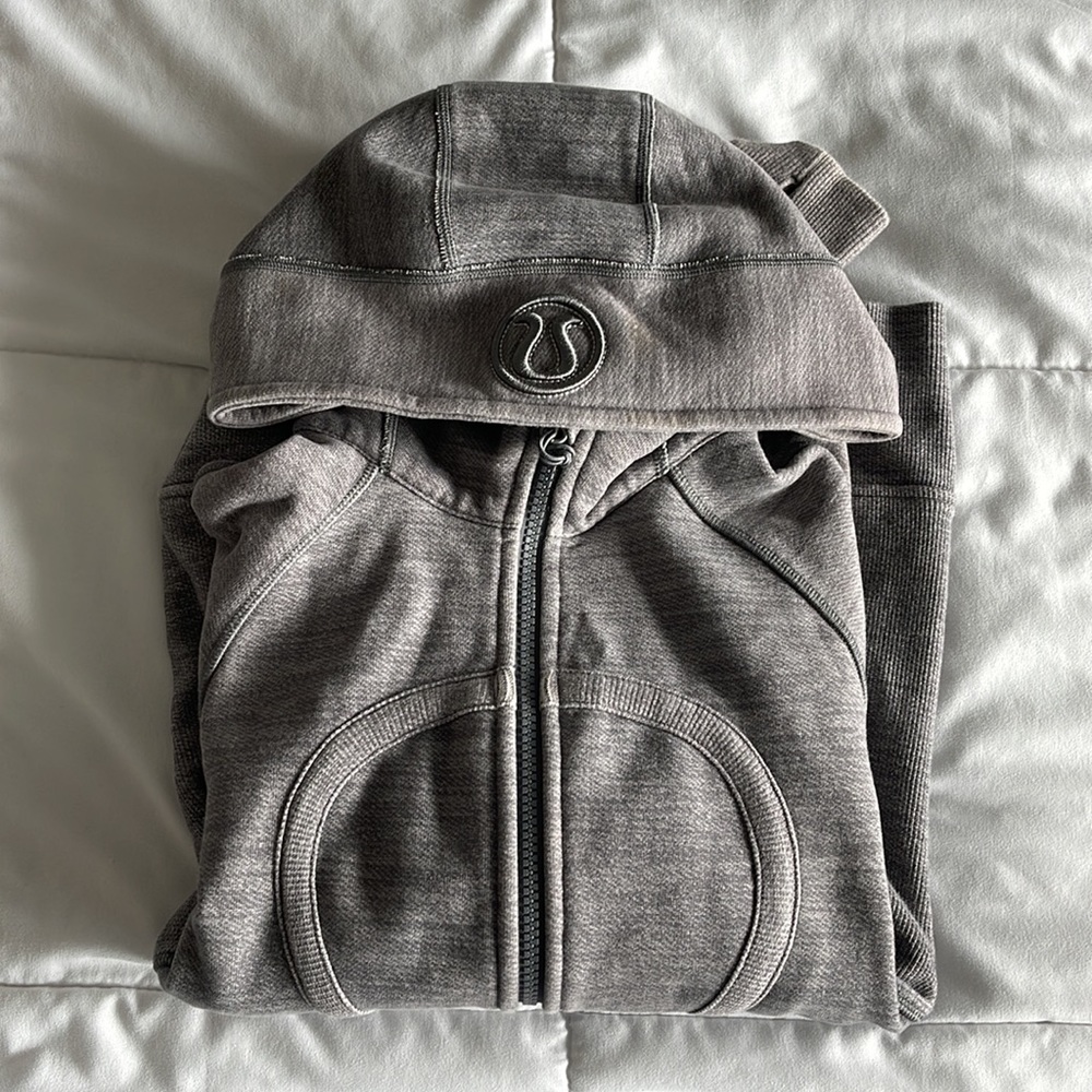Lululemon Jacket - Picture 4 of 5